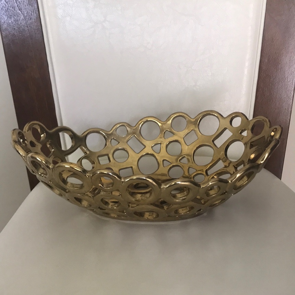 gold bowl